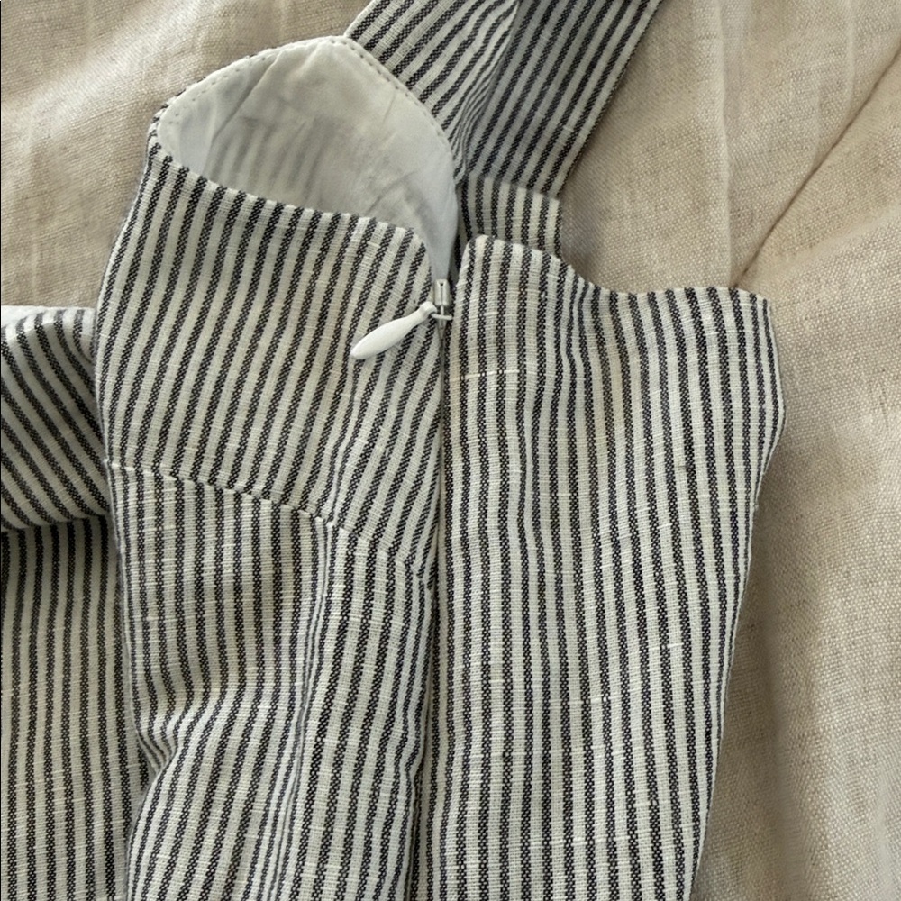 J Crew - Striped Square-Neck Tank Top in Black and White - Picture 5 of 5